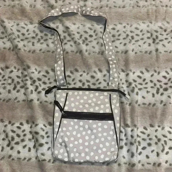 Thirty One Crossbody - Picture 1 of 6